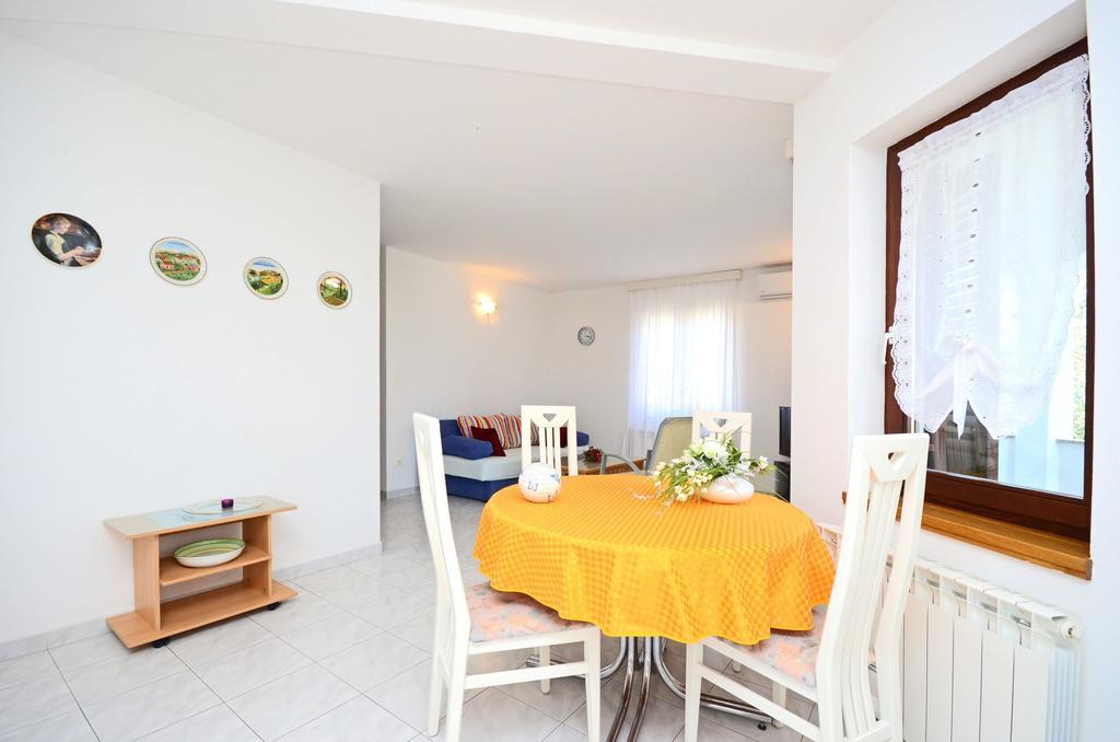 Apartments Gloria Врсар Экстерьер фото