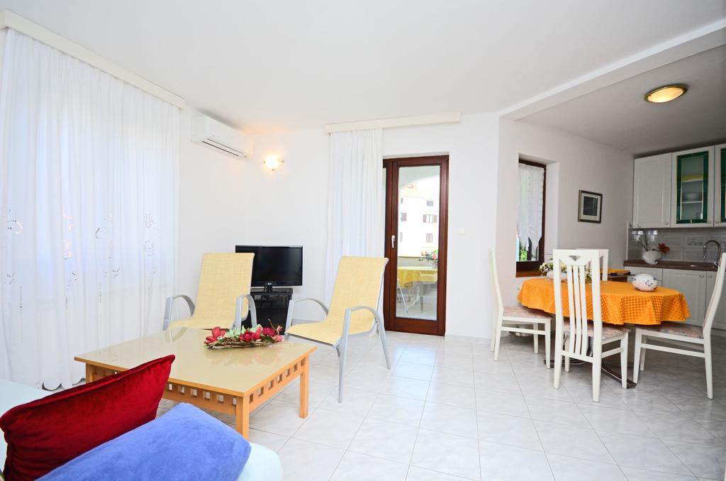 Apartments Gloria Врсар Экстерьер фото