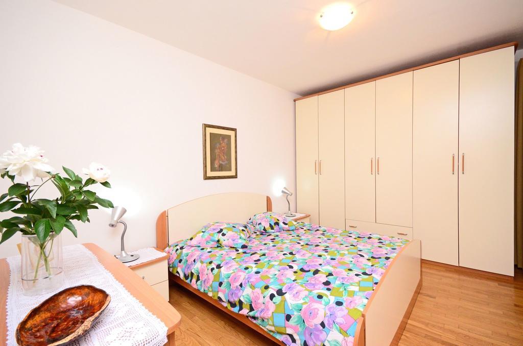 Apartments Gloria Врсар Экстерьер фото